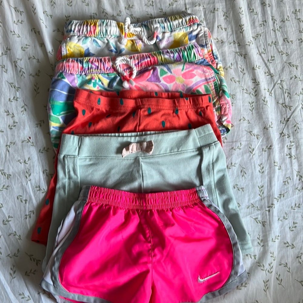 5 Shorts for 2T